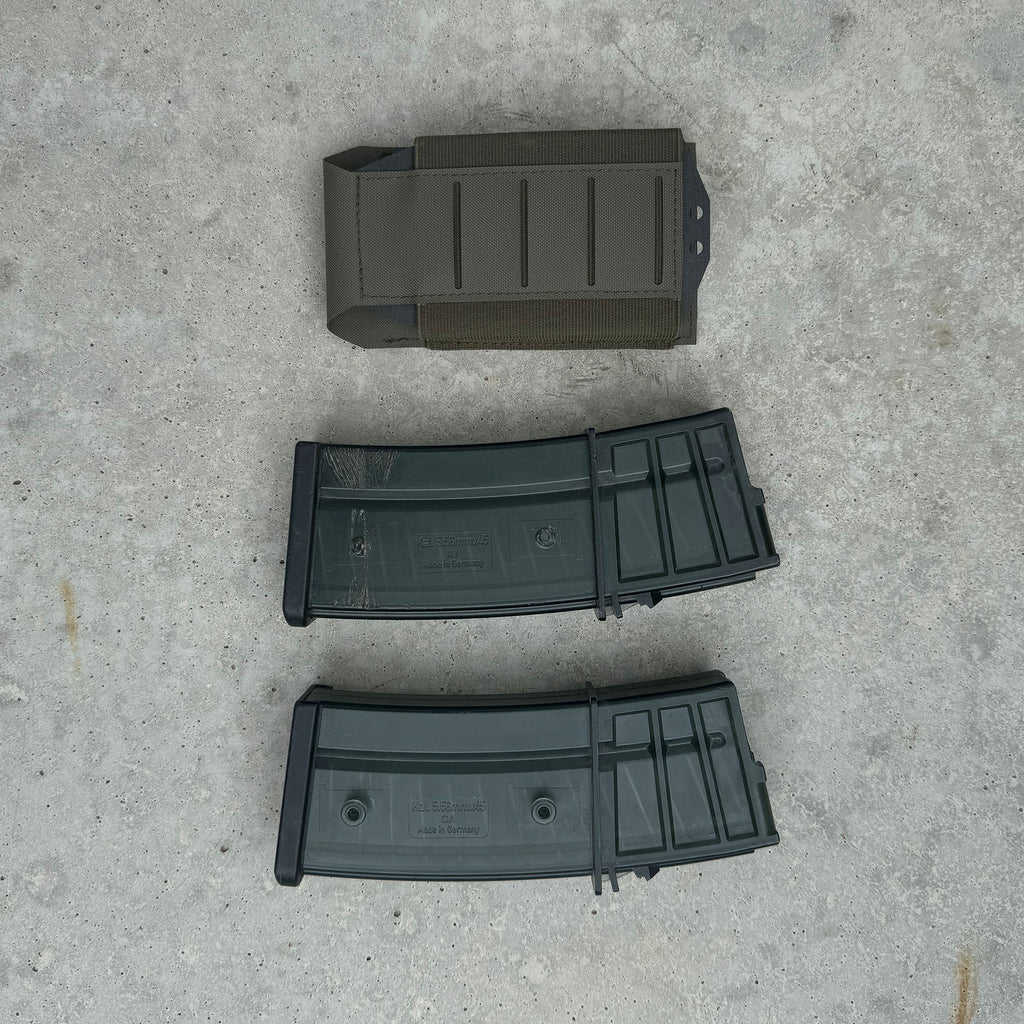 TUSK-ONE G36 Magazintasche Draufsicht mit gecutteten und Standard G36 Magazin